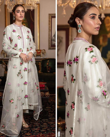 Summer Embroidered 3-piece  white