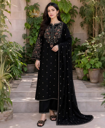 Embroidered Lawn 3pc suit